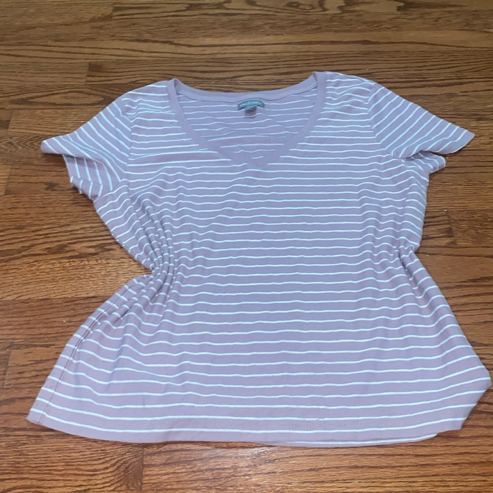 Falls Creek V-neck